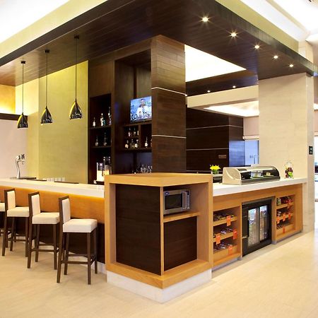 Hampton Inn By Hilton Silao-Aeropuerto, Mexico Exterior photo