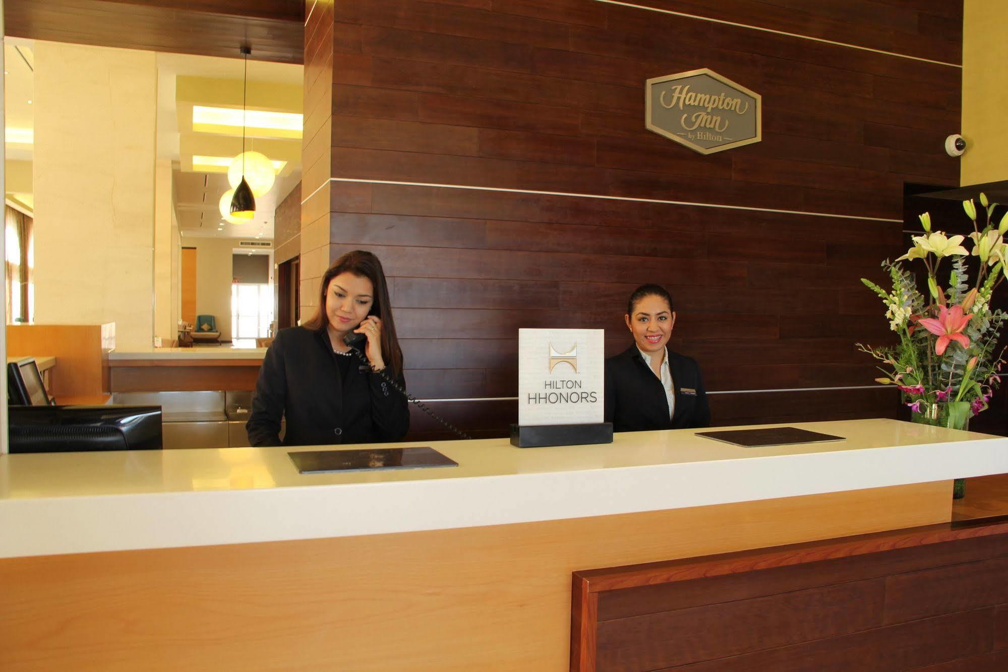 Hampton Inn By Hilton Silao-Aeropuerto, Mexico Exterior photo
